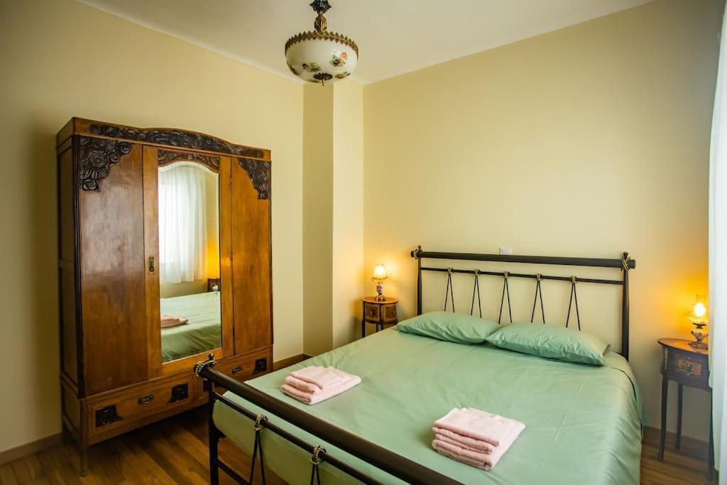 Plaka Vintage Apartment Афіни Екстер'єр фото